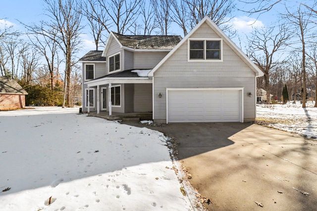 1854 Tall Oaks Drive W, Ludington, MI 49431