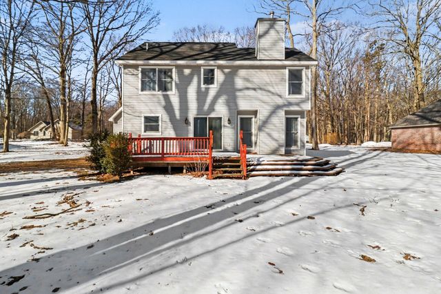 1854 Tall Oaks Drive W, Ludington, MI 49431