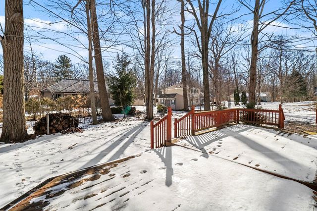 1854 Tall Oaks Drive W, Ludington, MI 49431