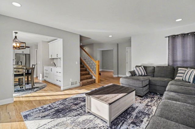 1854 Tall Oaks Drive W, Ludington, MI 49431