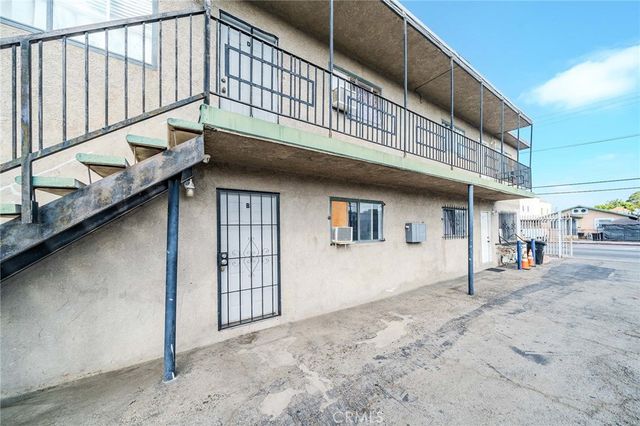 1378 E Vernon, Los Angeles, CA 90011