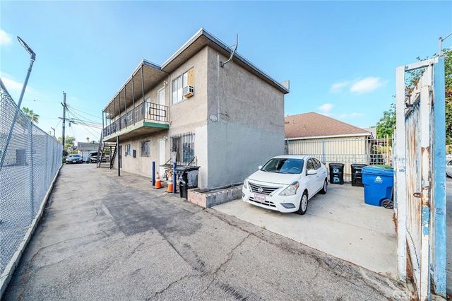 1378 E Vernon, Los Angeles, CA 90011