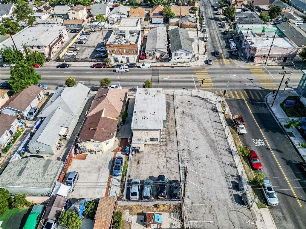 1378 E Vernon, Los Angeles, CA 90011 — photo 3