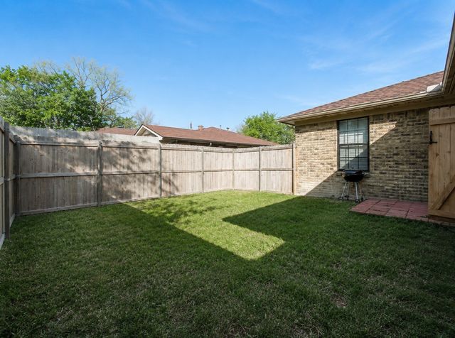 5512 Alexander Street, Sachse, TX 75048