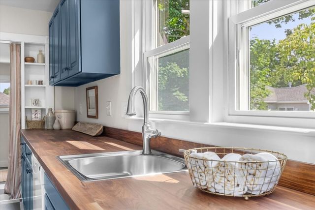 64 South Street, Plymouth, MA 02360