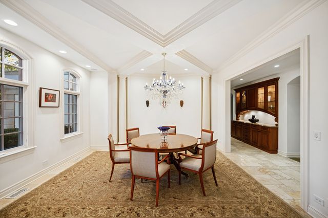 130 Maple Hill Road, Glencoe, IL 60022