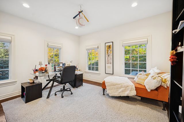 130 Maple Hill Road, Glencoe, IL 60022