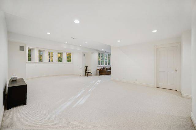 130 Maple Hill Road, Glencoe, IL 60022