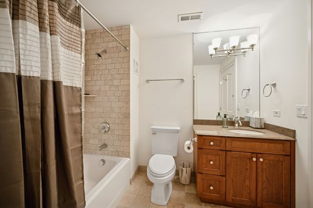 130 Maple Hill Road, Glencoe, IL 60022