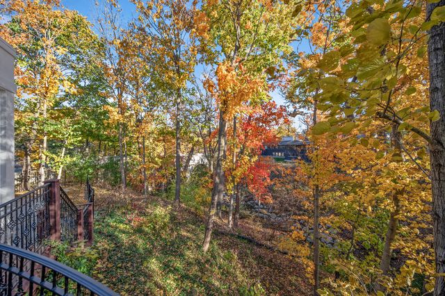 130 Maple Hill Road, Glencoe, IL 60022