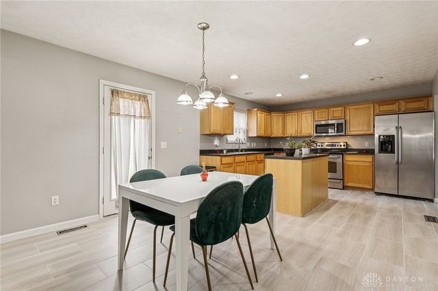 923 Greengate Drive, Lebanon, OH 45036