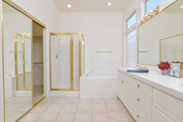 5174 N Via Trevi, Fresno, CA 93711