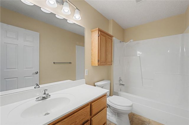 16 Dunvegan Lane, Bella Vista, AR 72715