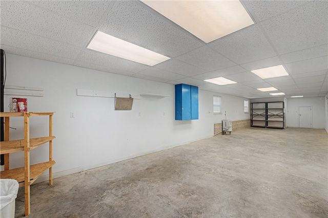 16 Dunvegan Lane, Bella Vista, AR 72715