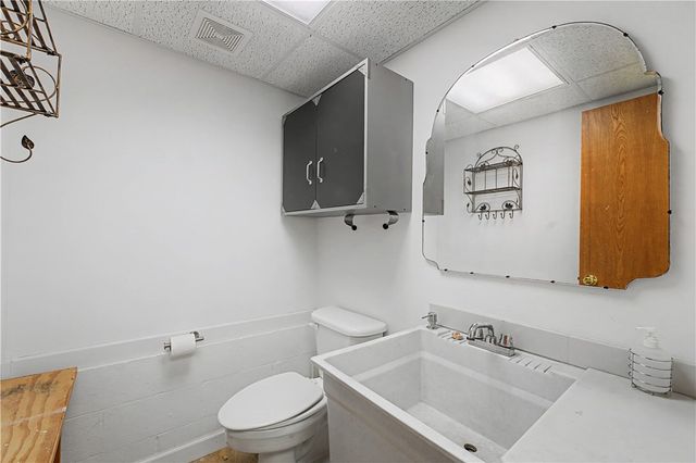 16 Dunvegan Lane, Bella Vista, AR 72715