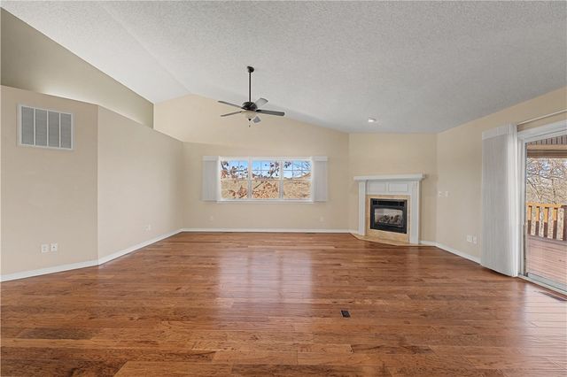 16 Dunvegan Lane, Bella Vista, AR 72715