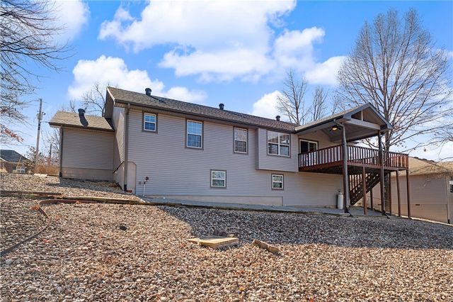 16 Dunvegan Lane, Bella Vista, AR 72715