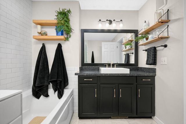 1528 111th Drive NE D, Blaine, MN 55449