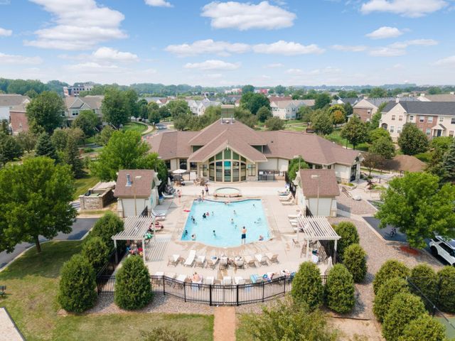 1528 111th Drive NE D, Blaine, MN 55449