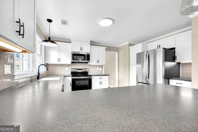 100 S Broad Street, Bowman, GA 30624