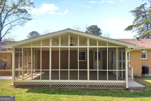 100 S Broad Street, Bowman, GA 30624