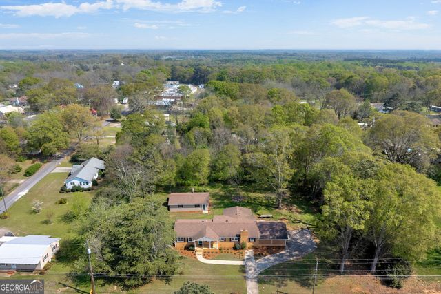 100 S Broad Street, Bowman, GA 30624