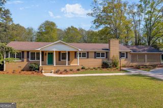 100 S Broad Street, Bowman, GA 30624