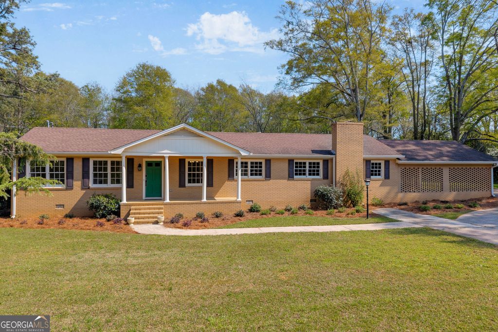 100 S Broad Street, Bowman, GA 30624