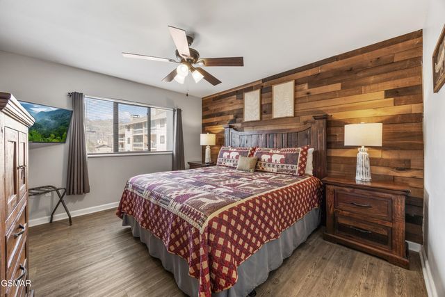 354 E Holly Ridge Road, Gatlinburg, TN 37738