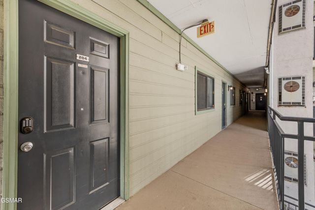 354 E Holly Ridge Road, Gatlinburg, TN 37738