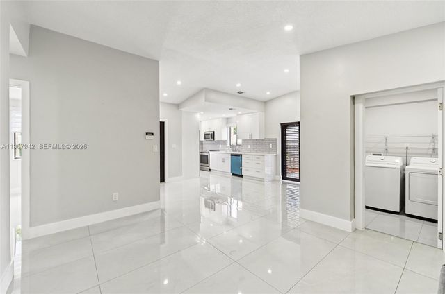 12237 SW 193rd St, Miami, FL 33177