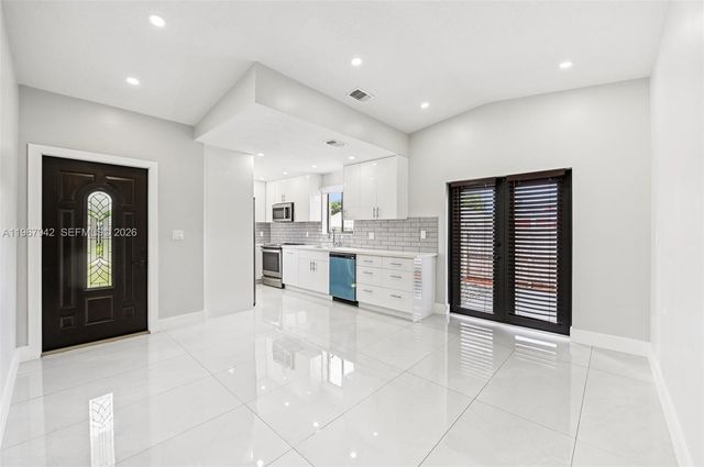 12237 SW 193rd St, Miami, FL 33177