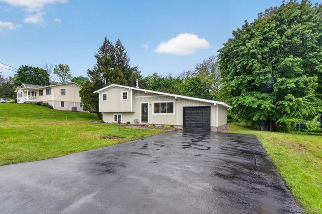 11 Fleetwood Drive, Wappingers Falls, NY 12590