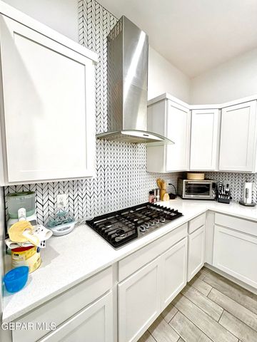 2394 ENCHANTED CROWN Lane, El Paso, TX 79911