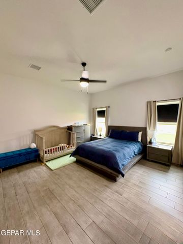 2394 ENCHANTED CROWN Lane, El Paso, TX 79911