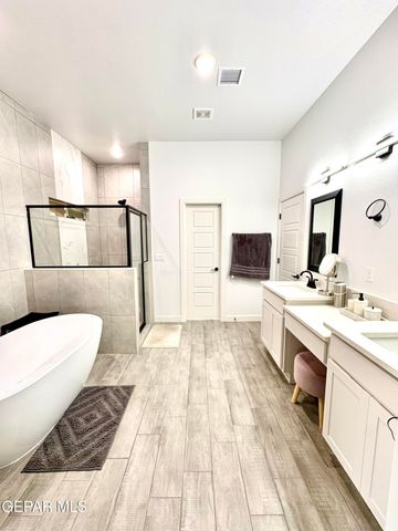 2394 ENCHANTED CROWN Lane, El Paso, TX 79911