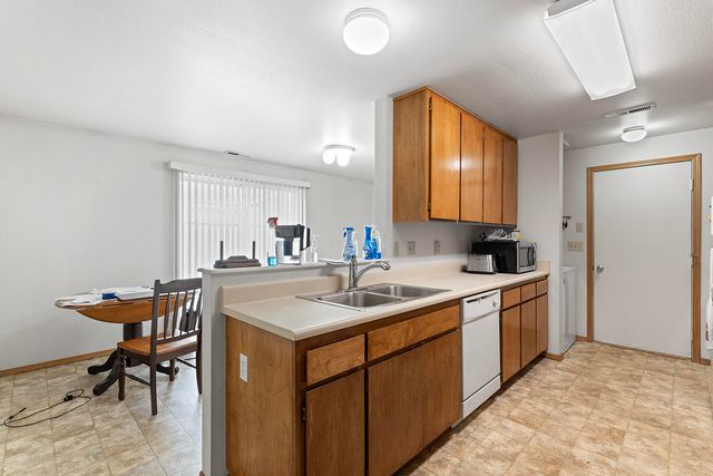 731 Maple Street, Central Point, OR 97502