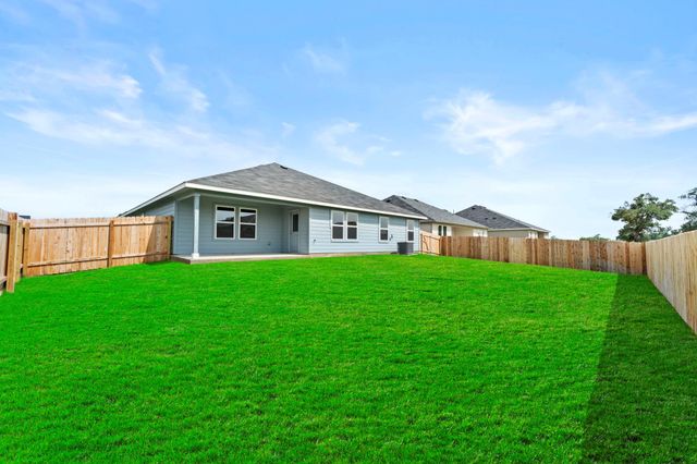 488 SONOMA ST, Fredericksburg, TX 78624