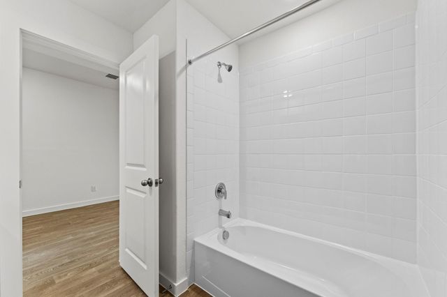 488 SONOMA ST, Fredericksburg, TX 78624