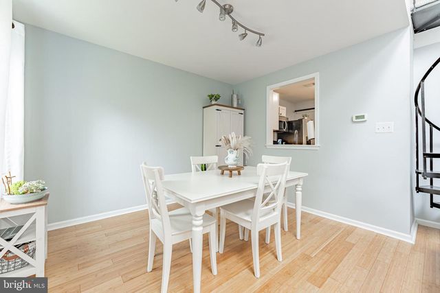 206 EVEREST CIR, West Chester, PA 19382