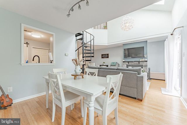 206 EVEREST CIR, West Chester, PA 19382