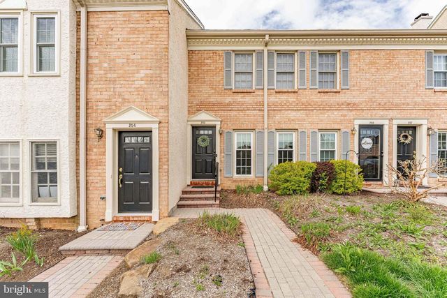 206 EVEREST CIR, West Chester, PA 19382