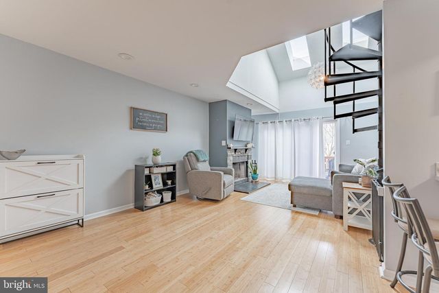 206 EVEREST CIR, West Chester, PA 19382