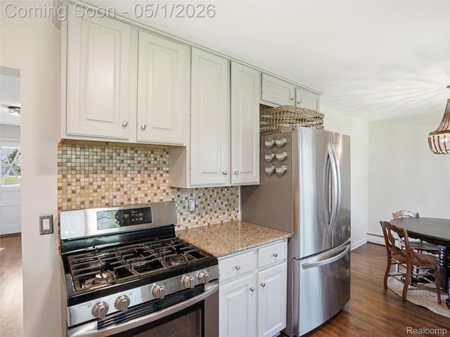 14931 Lyons Street, Livonia, MI 48154