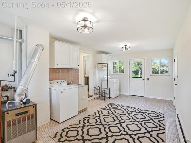 14931 Lyons Street, Livonia, MI 48154