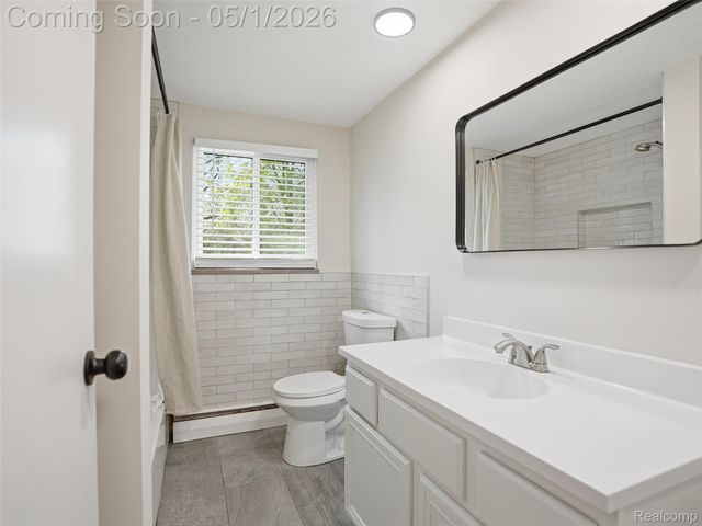 14931 Lyons Street, Livonia, MI 48154