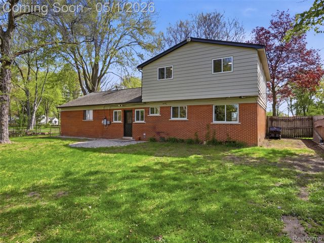14931 Lyons Street, Livonia, MI 48154