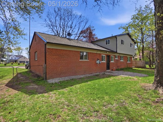 14931 Lyons Street, Livonia, MI 48154