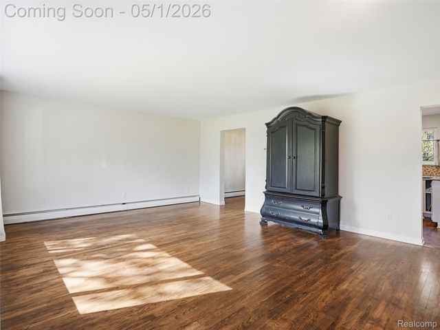 14931 Lyons Street, Livonia, MI 48154