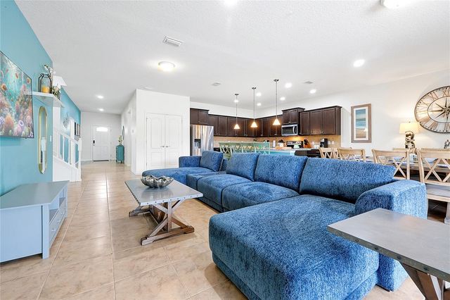 1678 LIMA AVE, Kissimmee, FL 34747